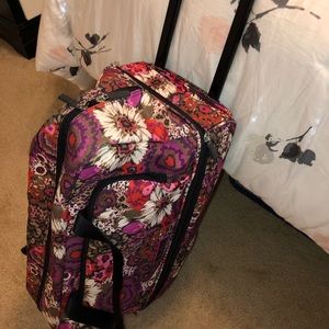 Vera Bradley Lighten Up Rolling Duffle Bag
